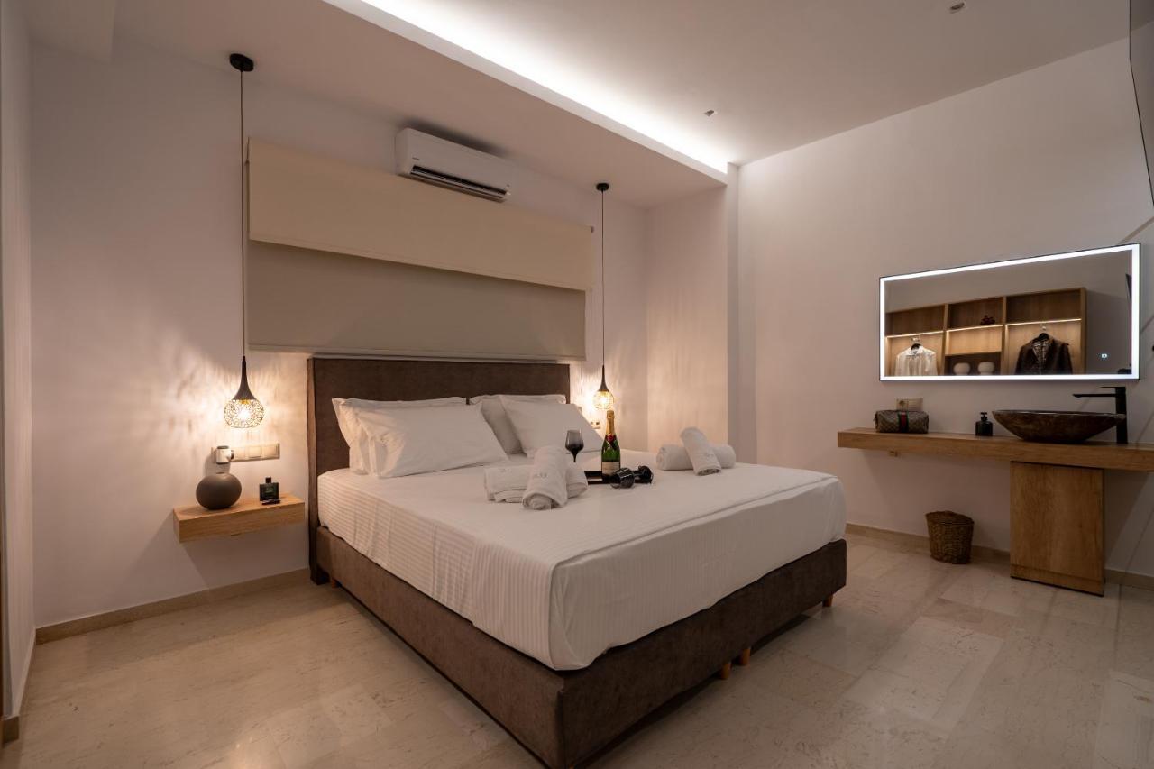 Luxury Suite In Downtown Heraklion Exteriör bild