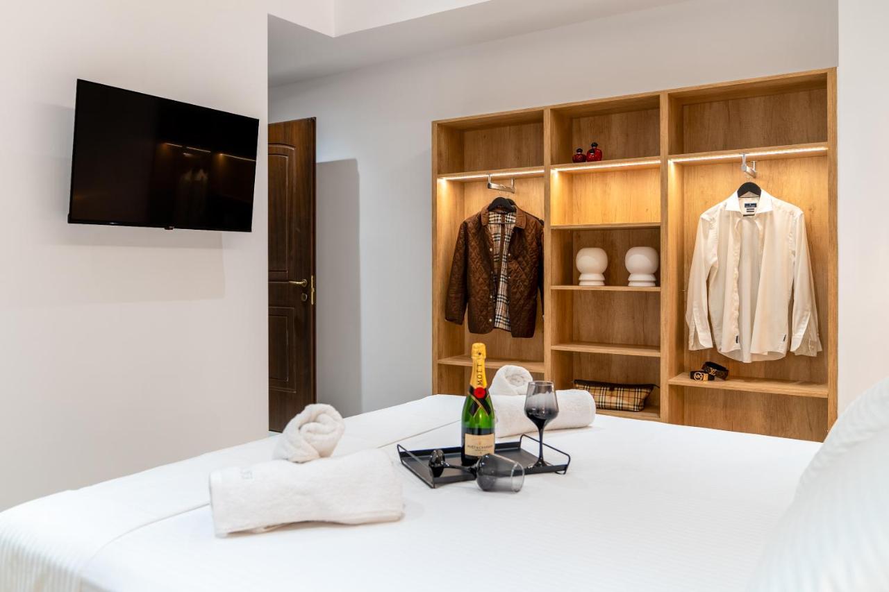 Luxury Suite In Downtown Heraklion Exteriör bild