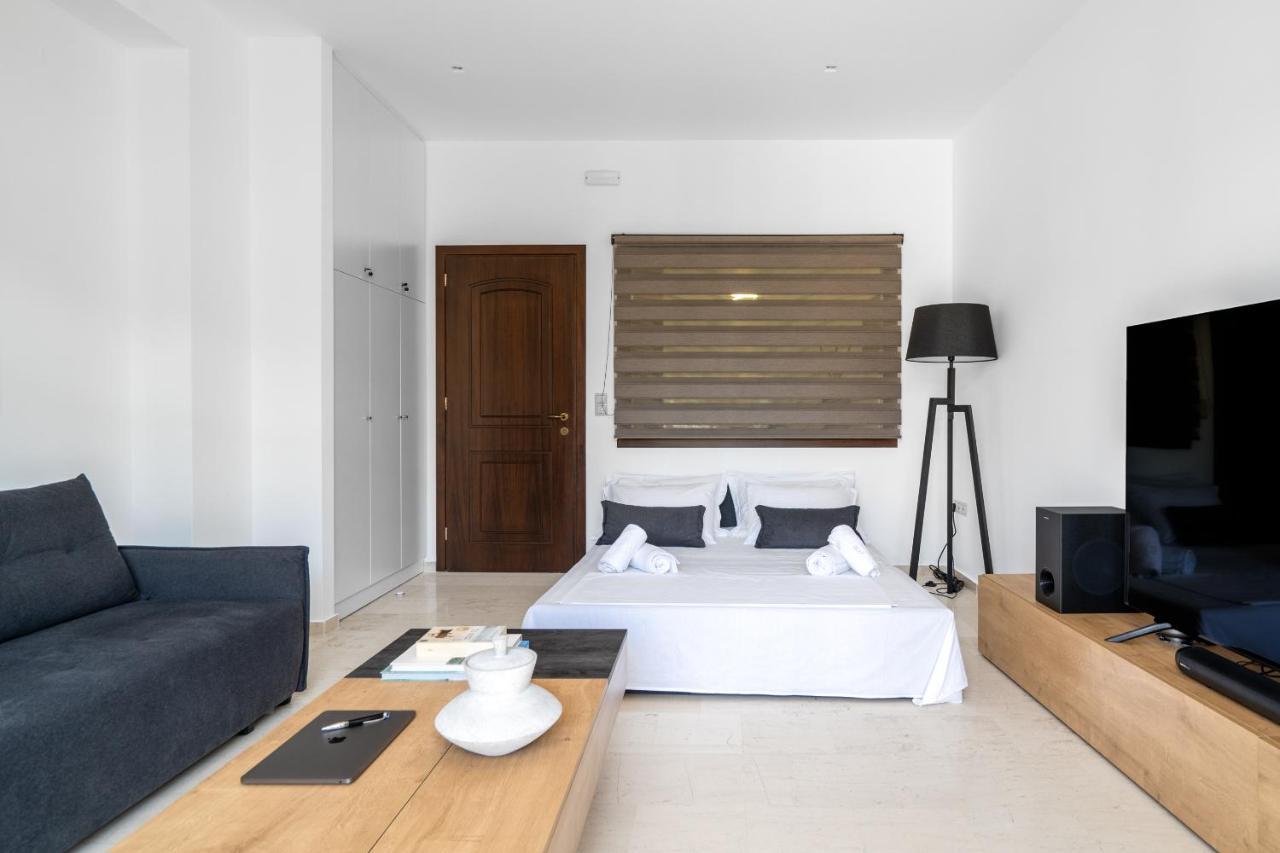 Luxury Suite In Downtown Heraklion Exteriör bild