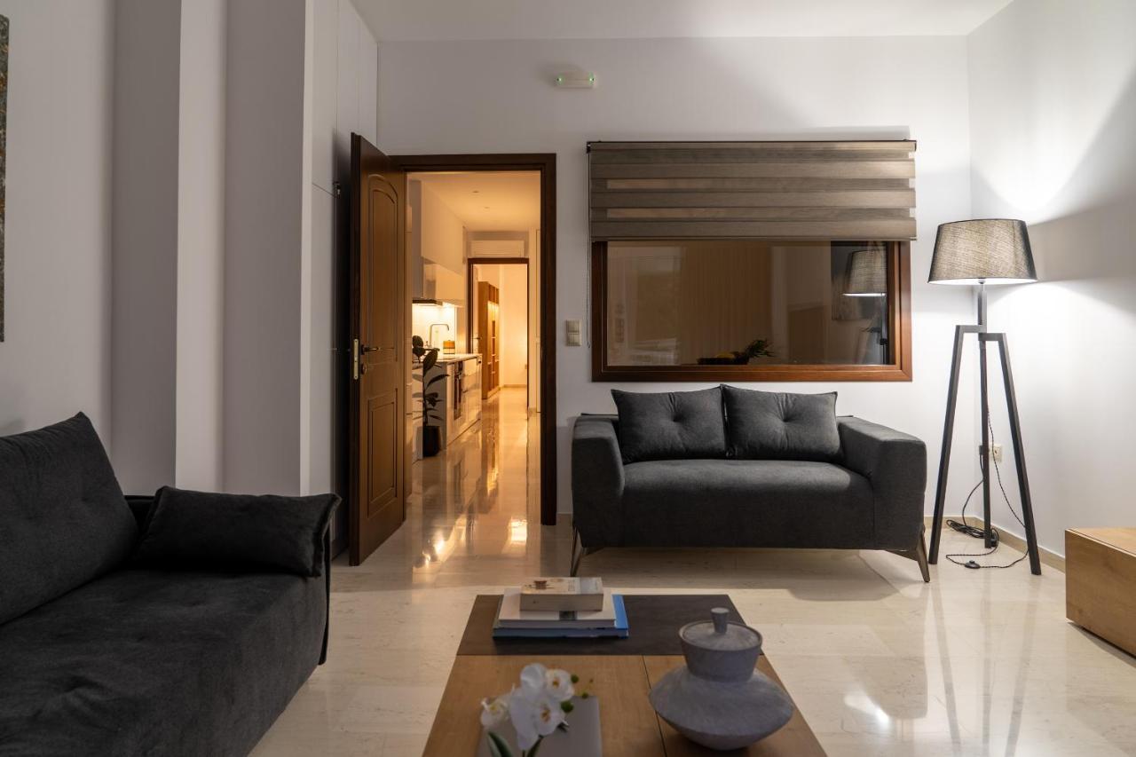 Luxury Suite In Downtown Heraklion Exteriör bild