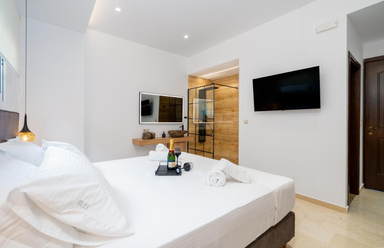 Luxury Suite In Downtown Heraklion Exteriör bild