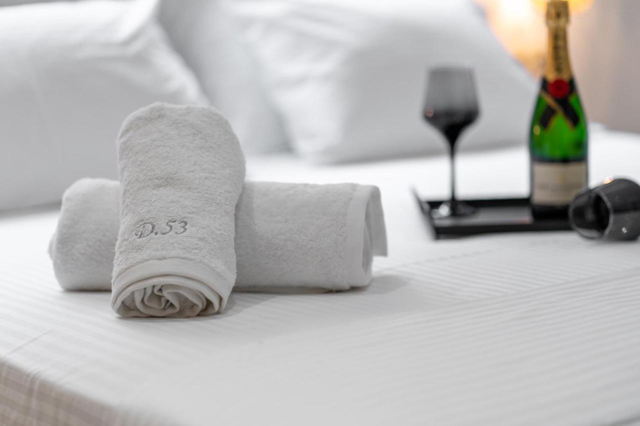 Luxury Suite In Downtown Heraklion Exteriör bild
